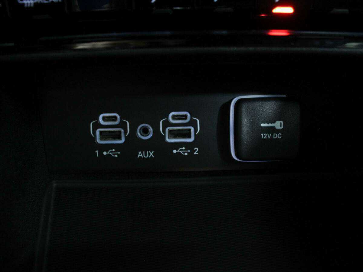 Купить Jeep Grand Cherokee с пробегом. Фото: #22