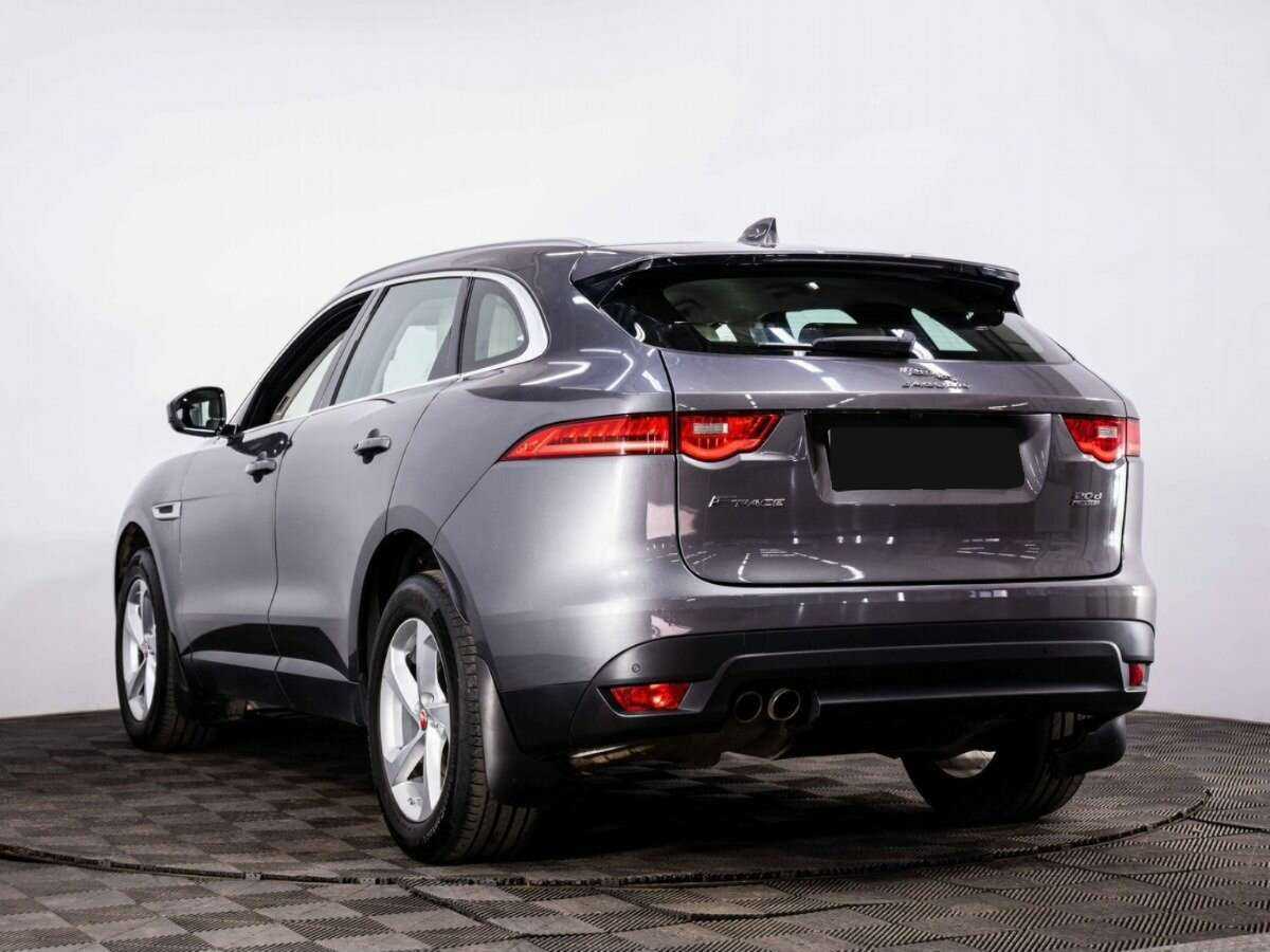 Купить Jaguar F-Pace с пробегом. Фото: #3