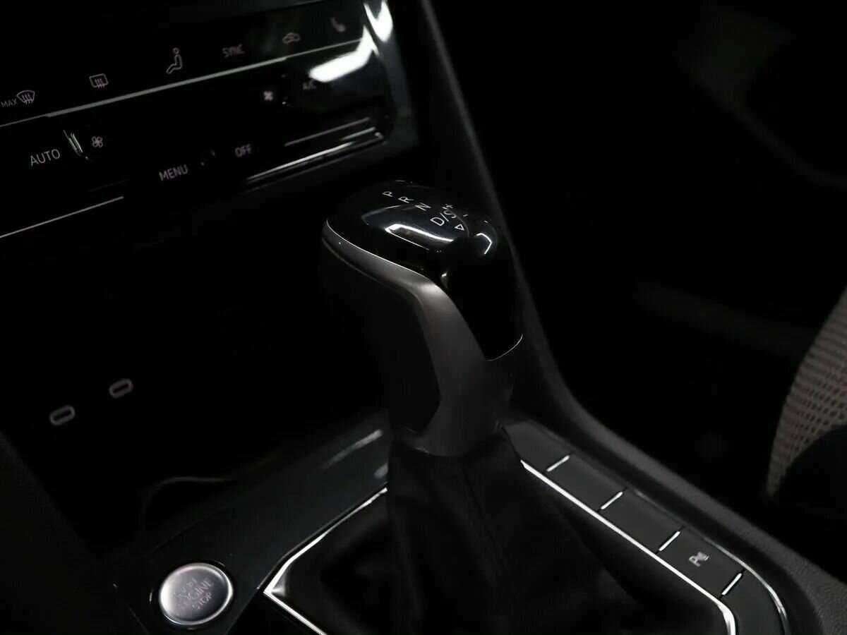 Купить Volkswagen Tiguan с пробегом. Фото: #9