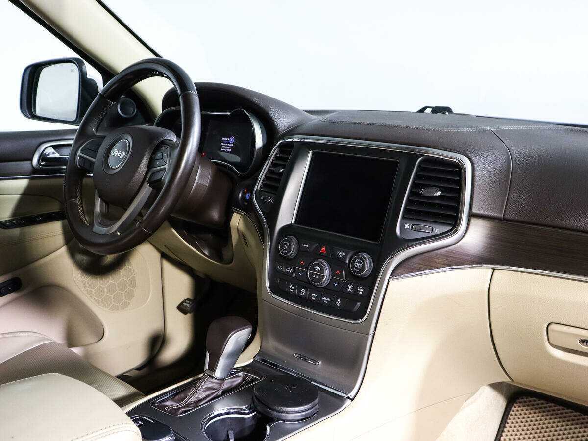 Купить Jeep Grand Cherokee с пробегом. Фото: #8