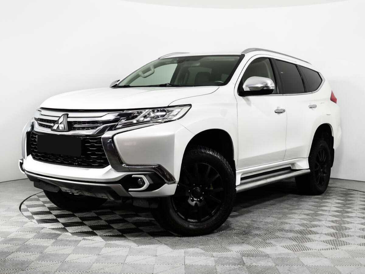 Купить Mitsubishi Pajero Sport с пробегом. Фото: #0