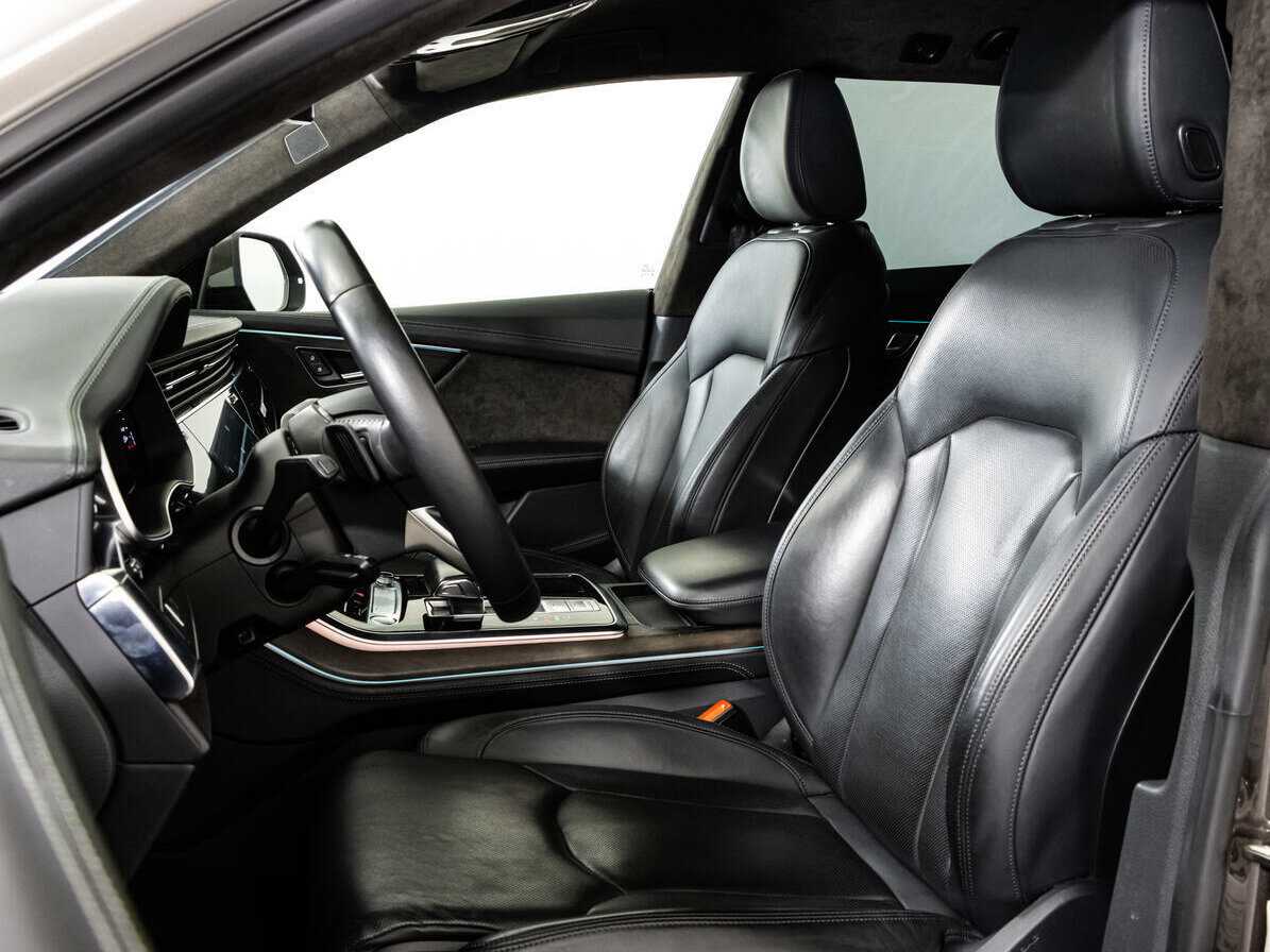Купить Audi Q8 с пробегом. Фото: #15