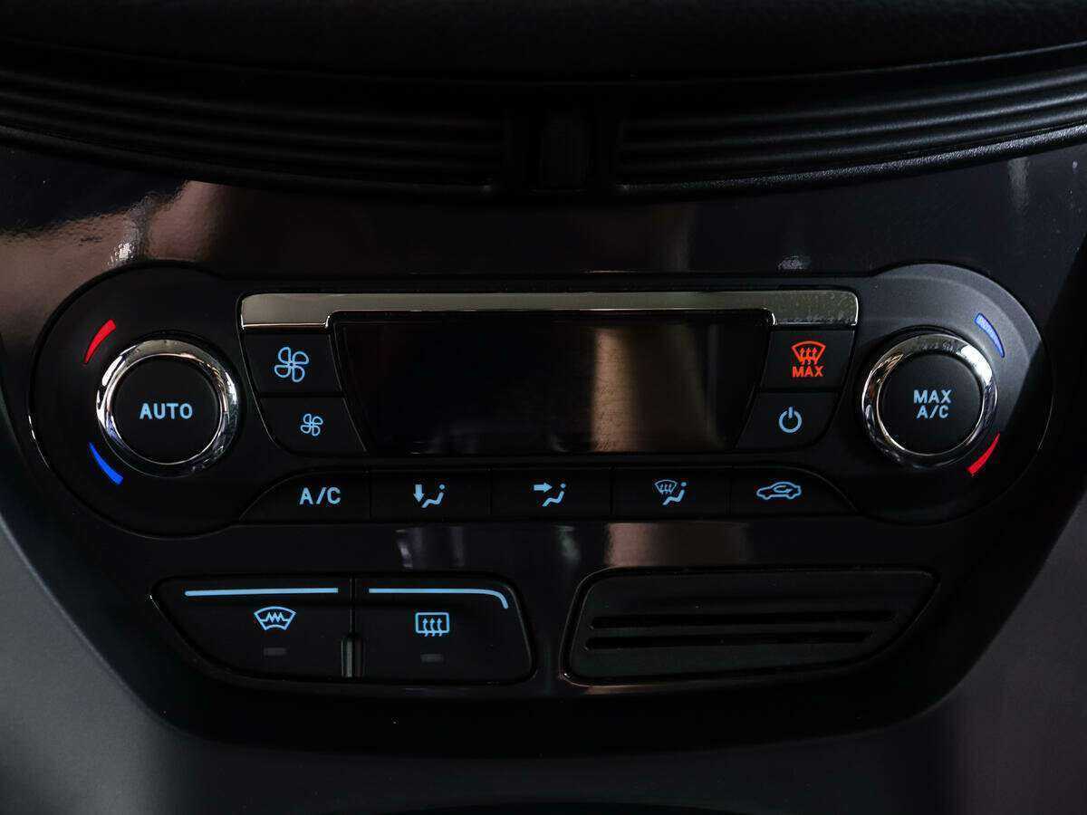 Купить Ford Kuga с пробегом. Фото: #16