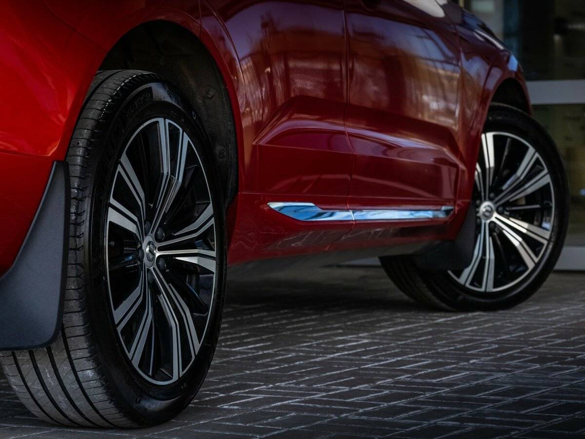 Купить Volvo XC60 с пробегом. Фото: #10