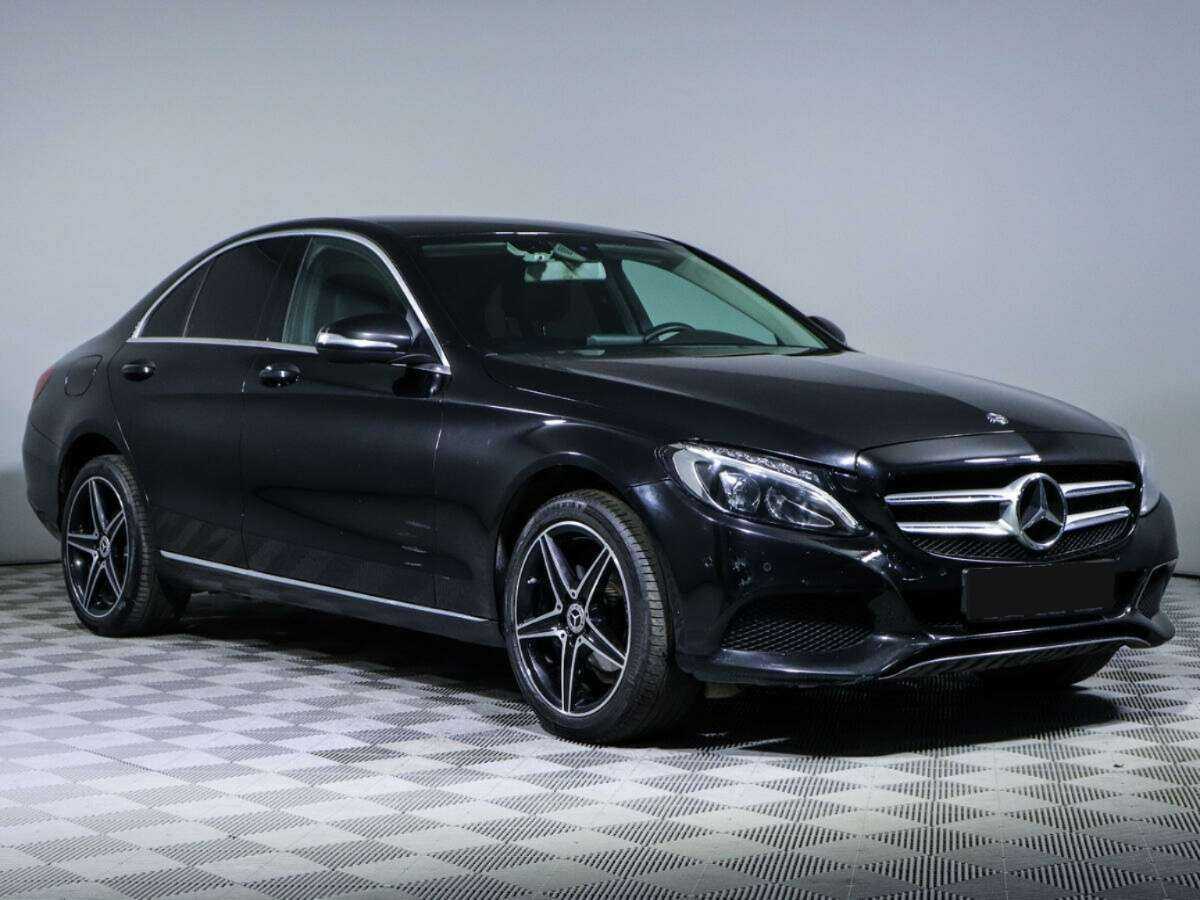 Купить Mercedes-Benz C-Класс с пробегом. Фото: #2