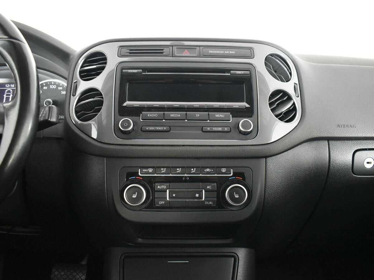 Купить Volkswagen Tiguan с пробегом. Фото: #11