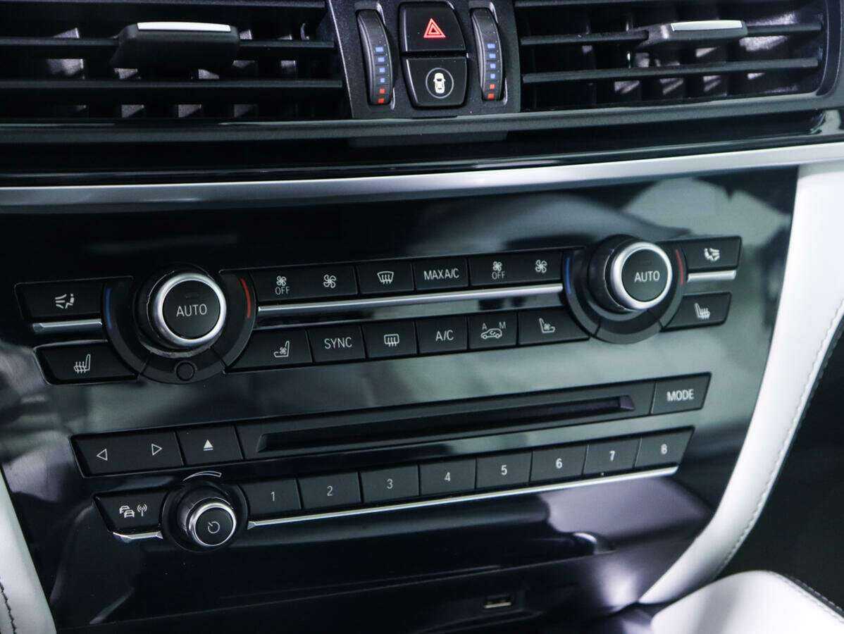 Купить BMW X6 M с пробегом. Фото: #36