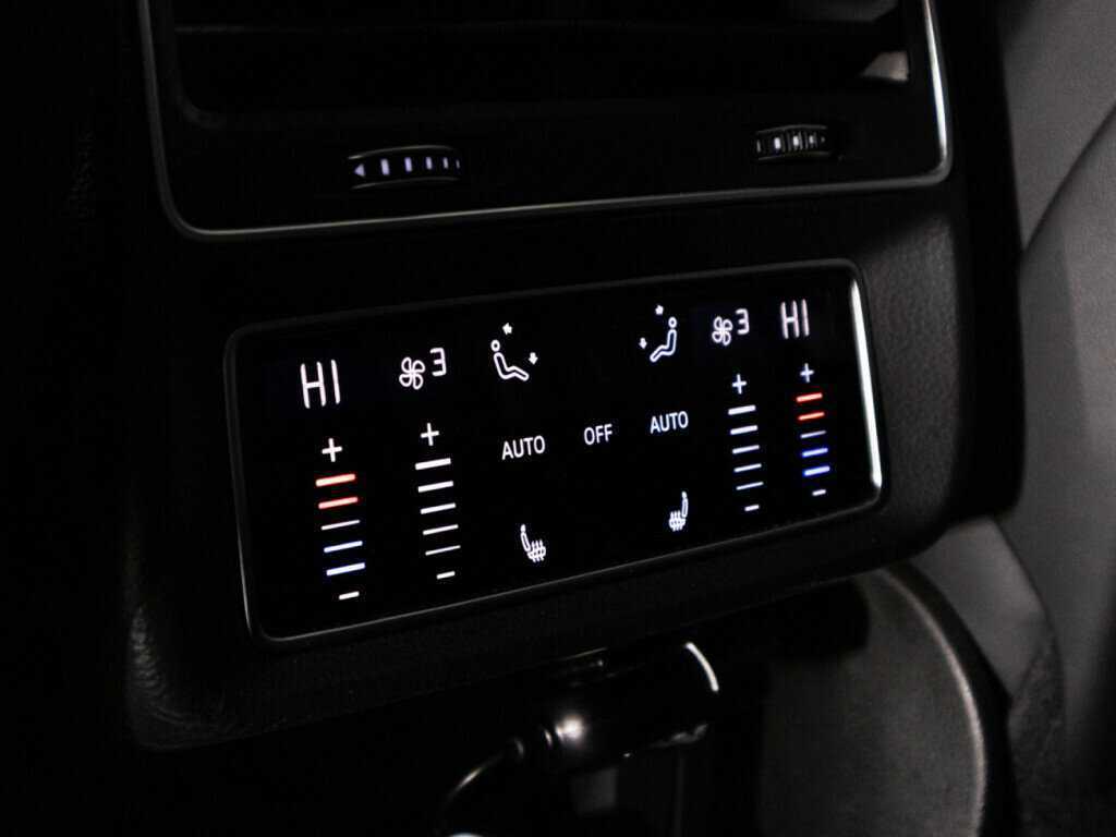 Купить Audi Q7 с пробегом. Фото: #17
