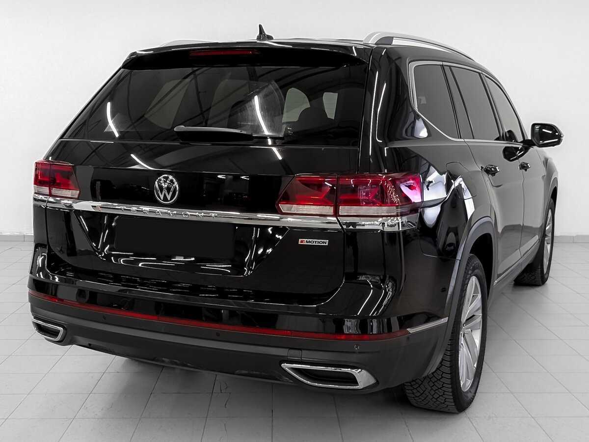 Купить Volkswagen Teramont с пробегом. Фото: #4