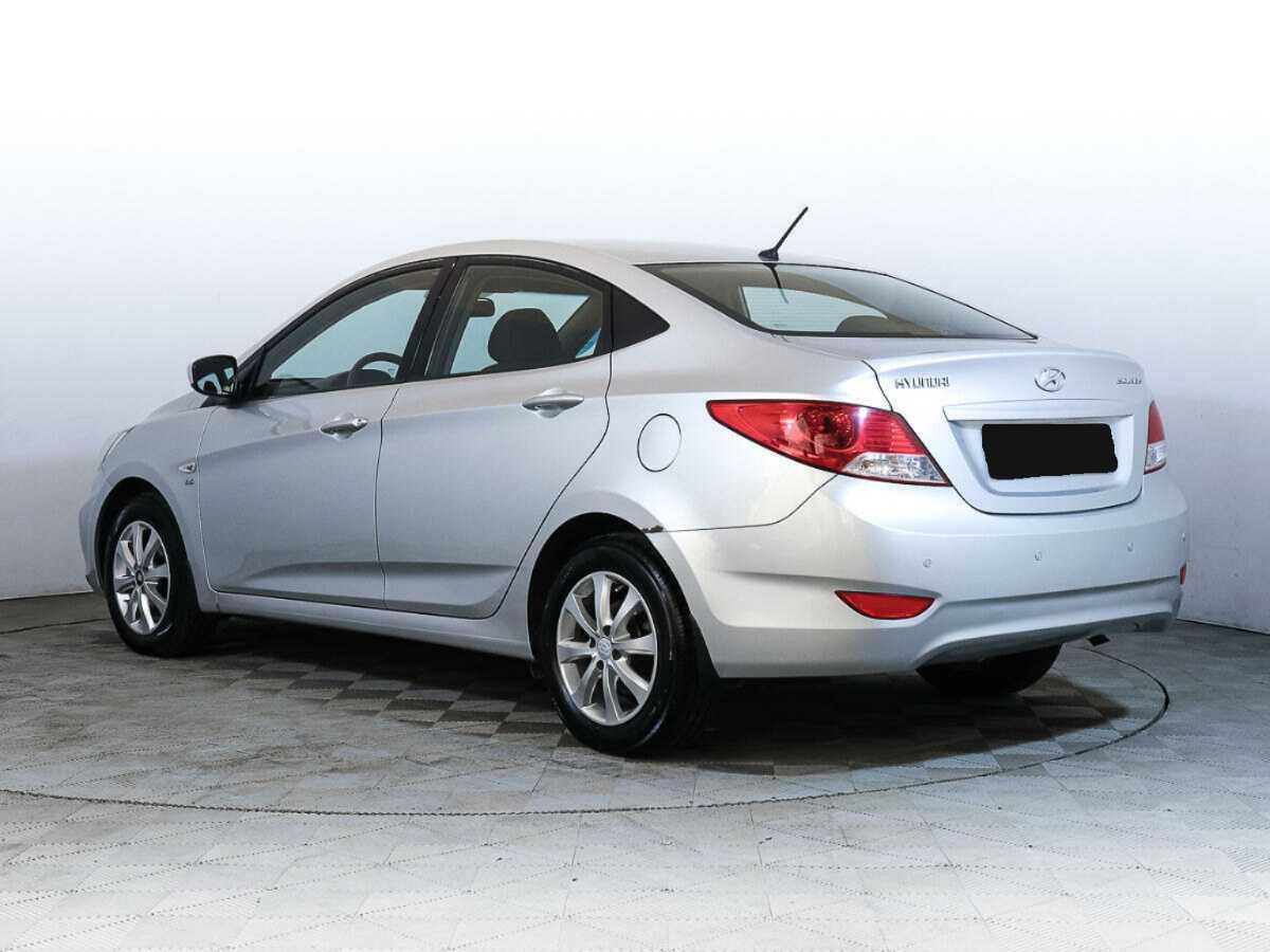 Купить Hyundai Solaris с пробегом. Фото: #5