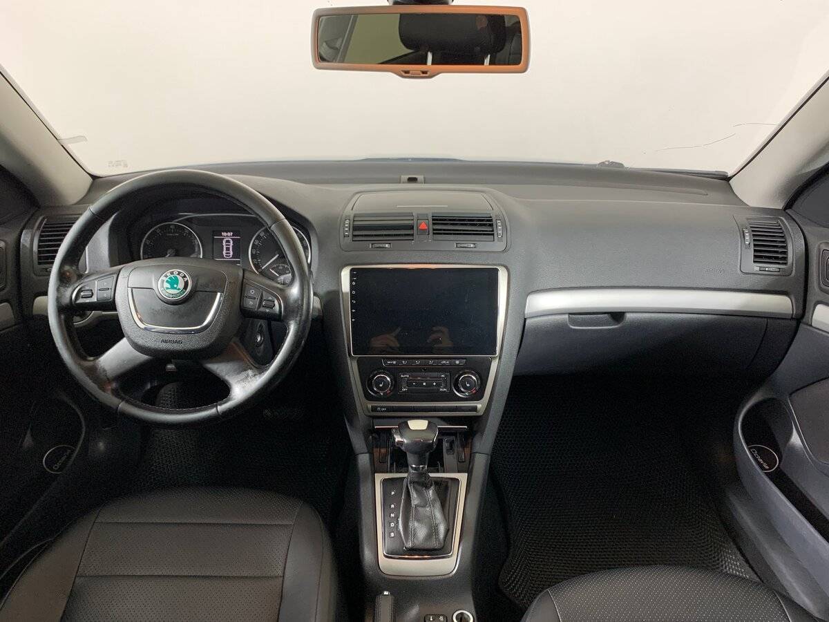Купить Skoda Octavia с пробегом. Фото: #11