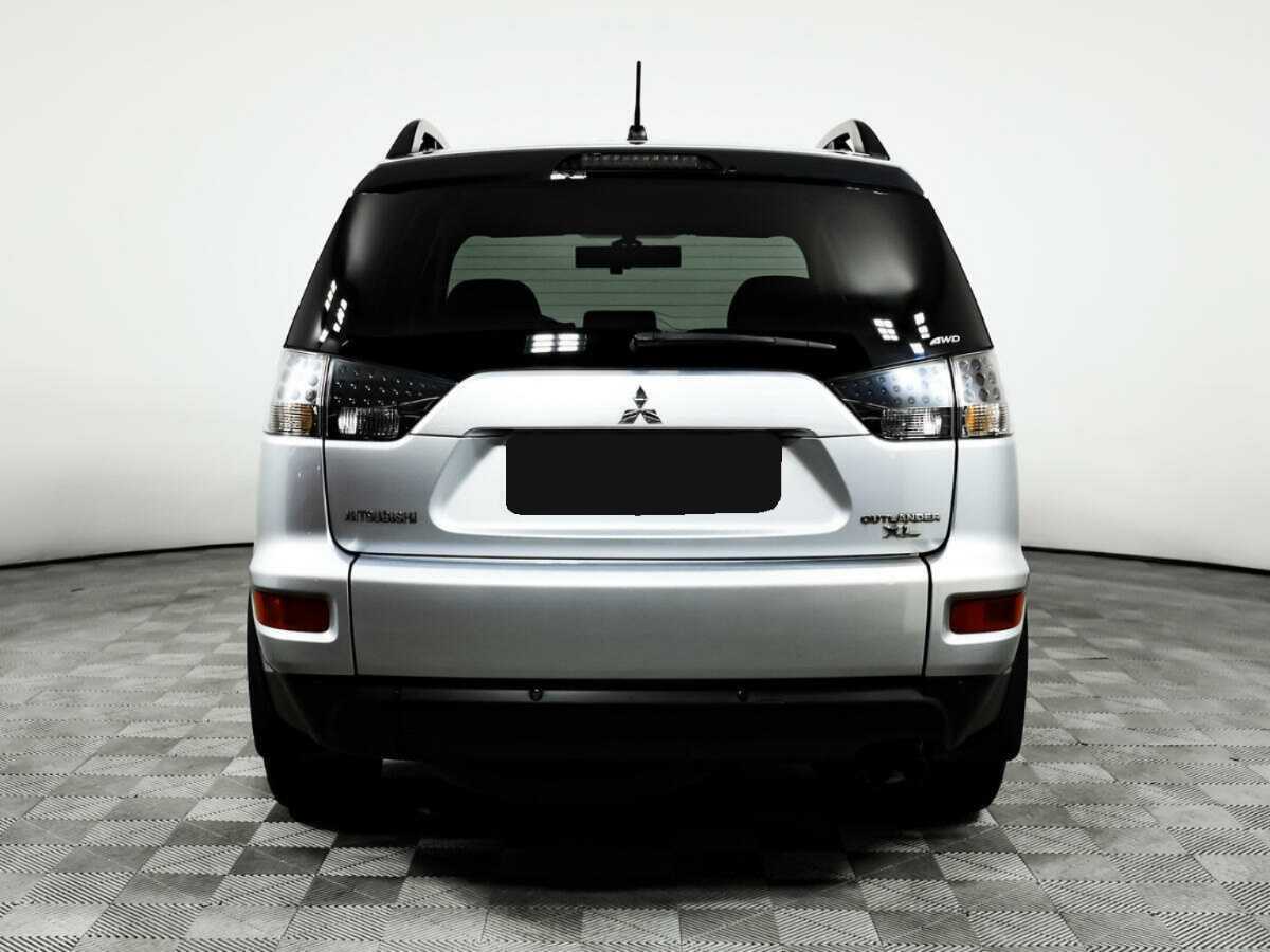 Купить Mitsubishi Outlander с пробегом. Фото: #5