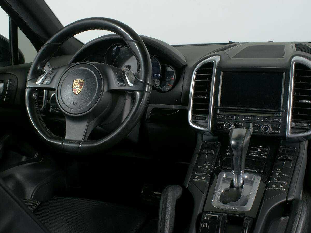 Купить Porsche Cayenne с пробегом. Фото: #10