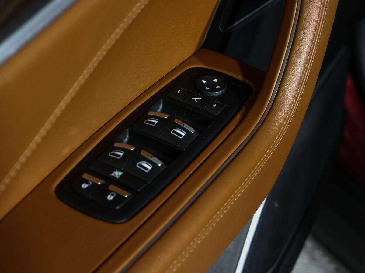 Купить Maserati Levante с пробегом. Фото: #15