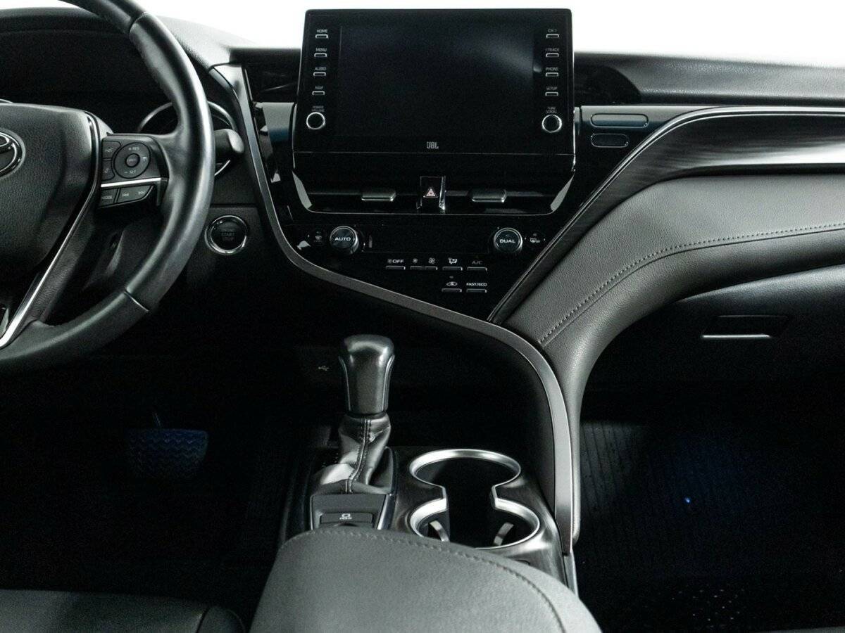 Купить Toyota Camry с пробегом. Фото: #13