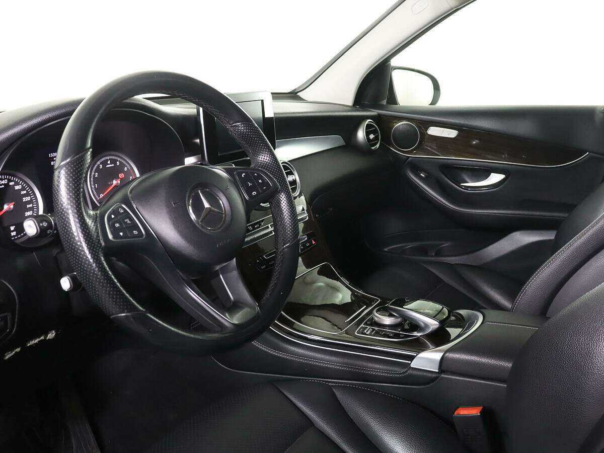 Купить Mercedes-Benz GLC с пробегом. Фото: #11