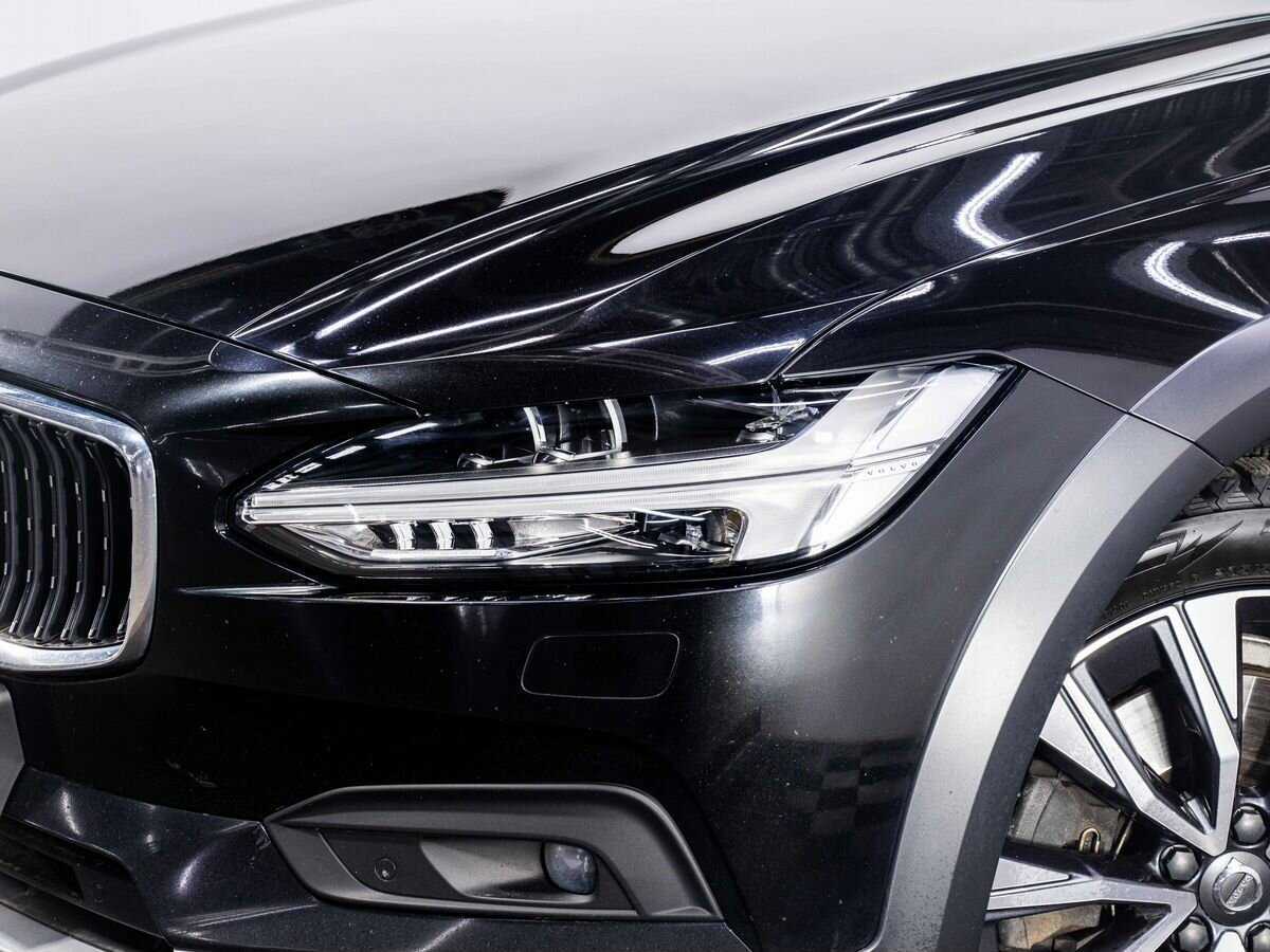 Купить Volvo V90 Cross Country с пробегом. Фото: #6