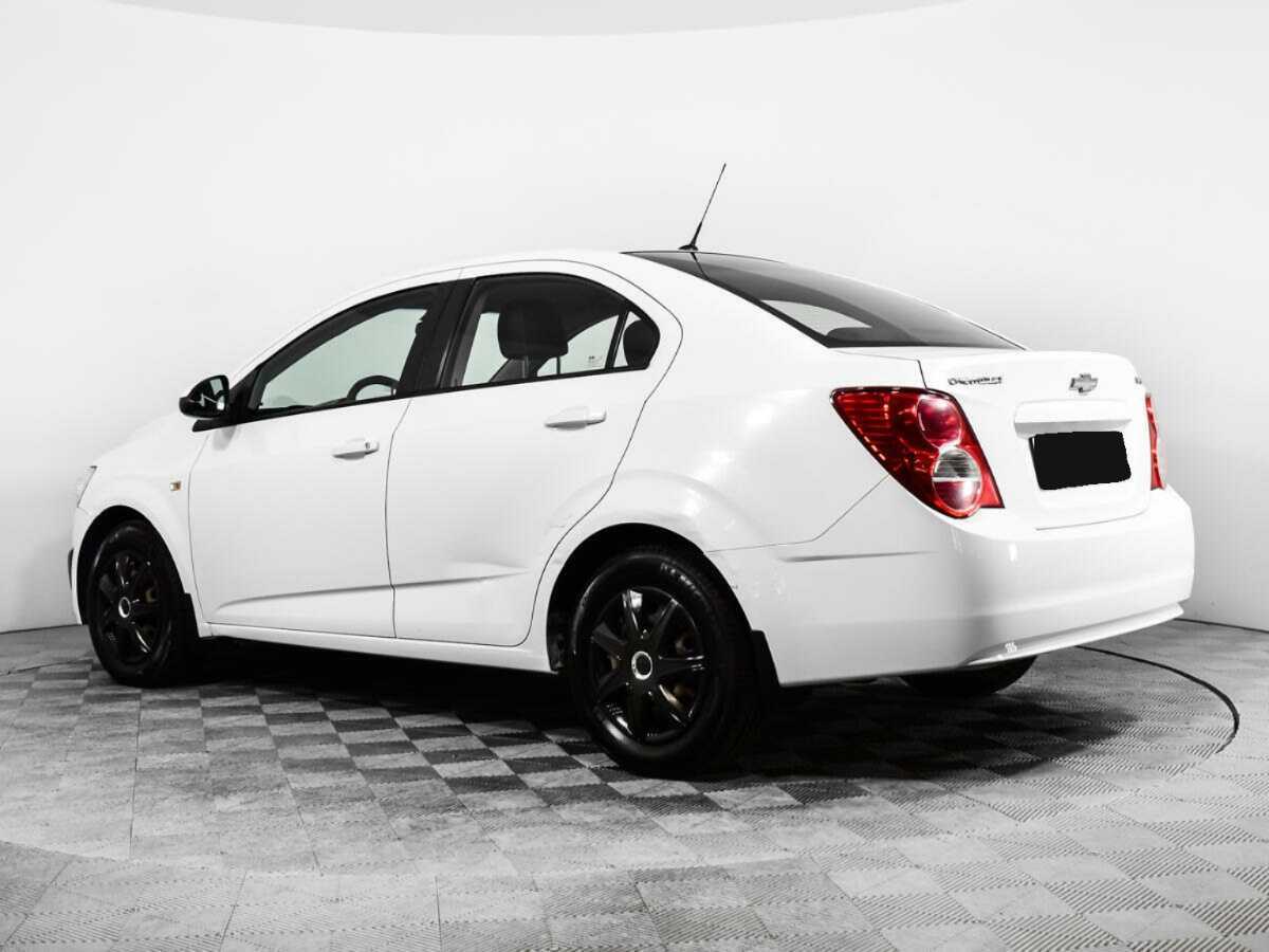 Купить Chevrolet Aveo с пробегом. Фото: #5