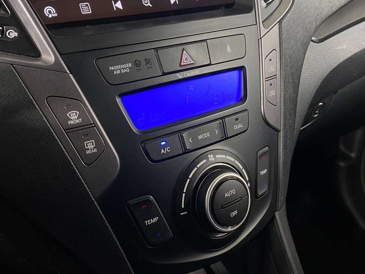 Купить Hyundai Santa Fe с пробегом. Фото: #11