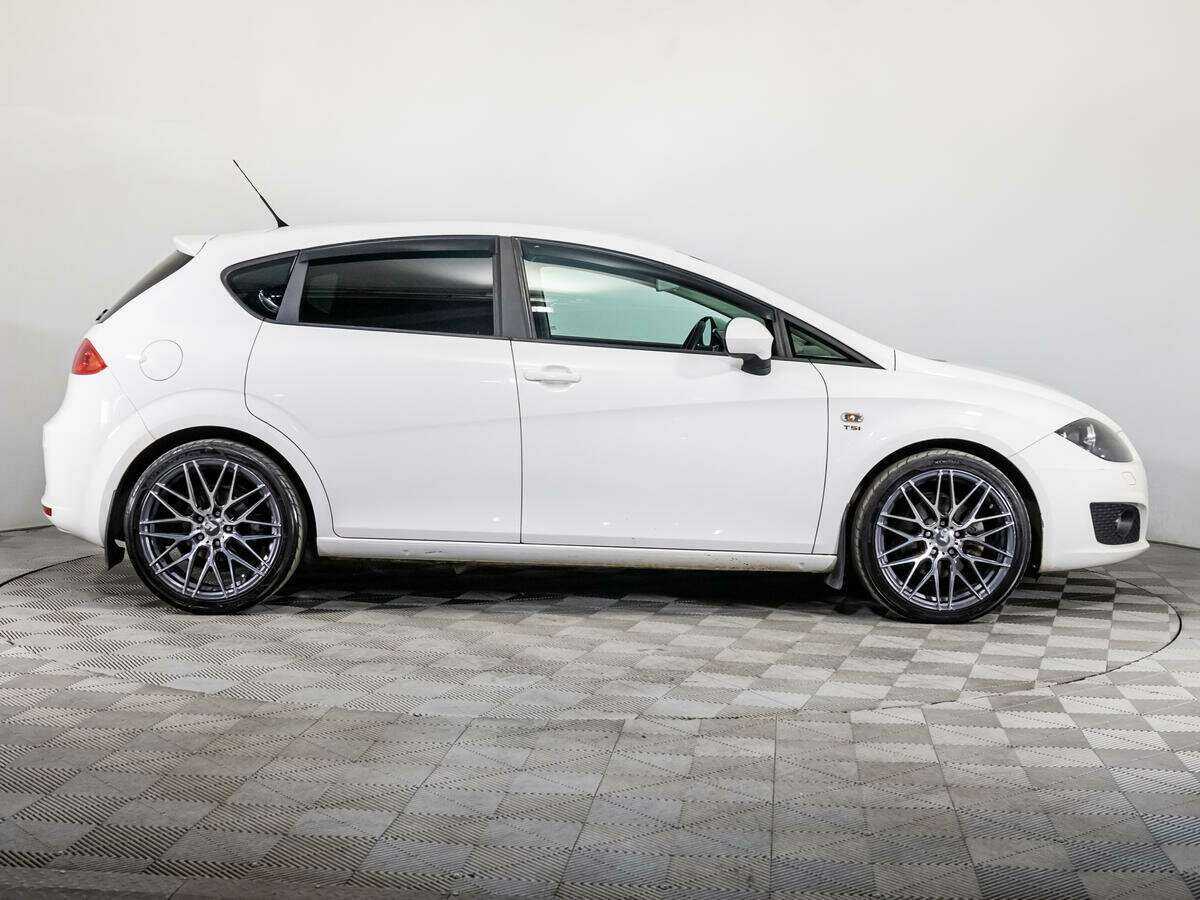 Купить SEAT Leon с пробегом. Фото: #3