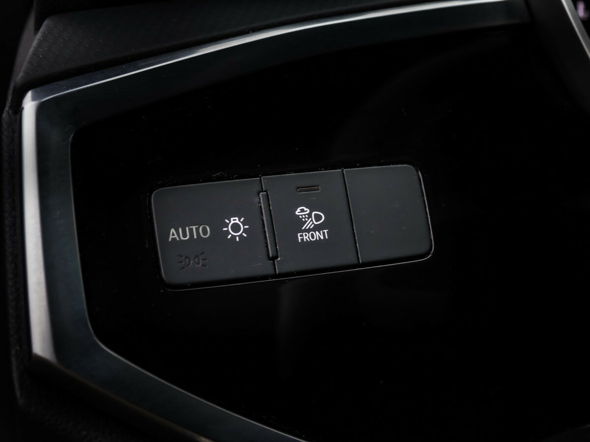 Купить Audi Q3 с пробегом. Фото: #17