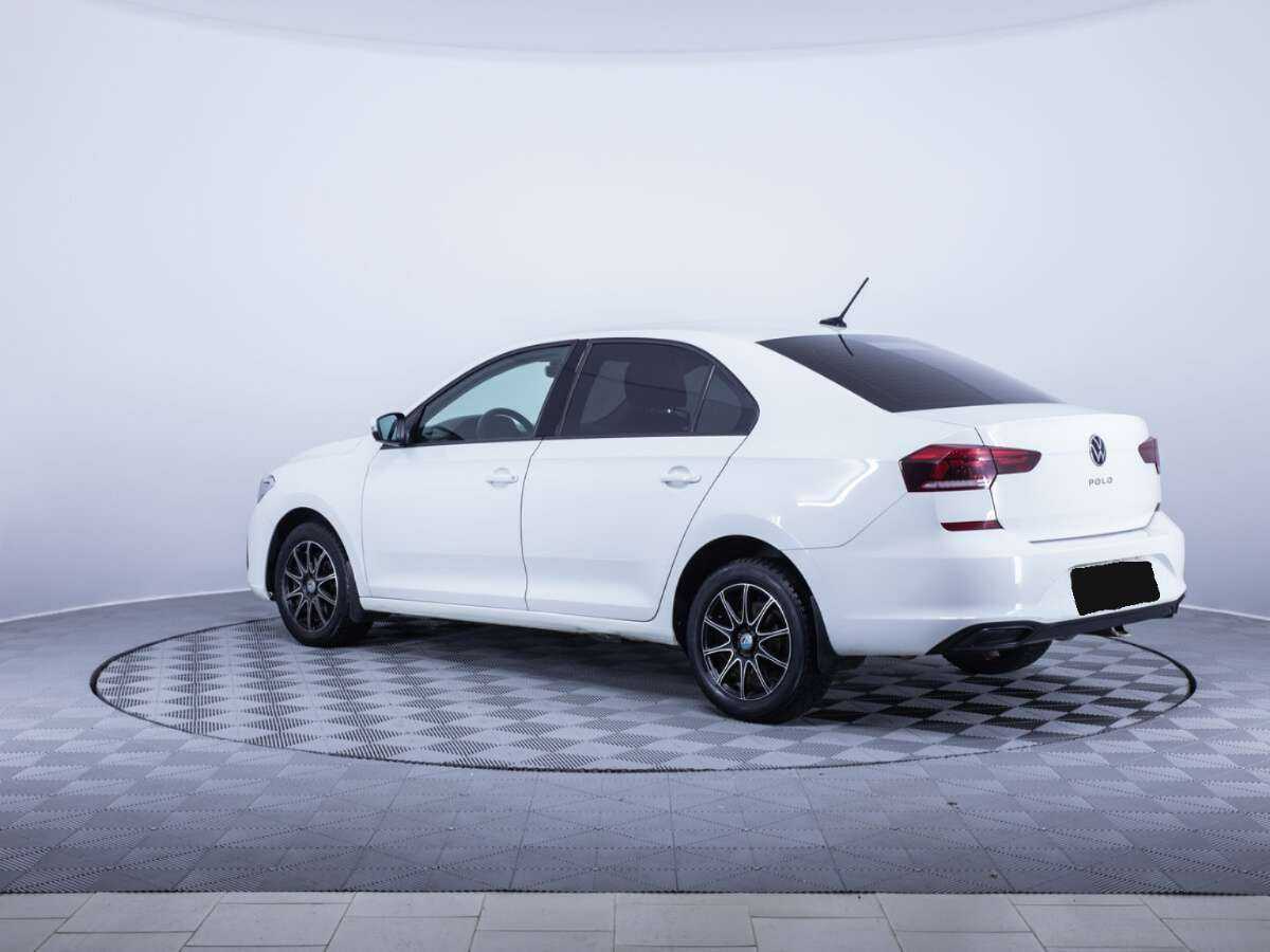 Купить Volkswagen Polo с пробегом. Фото: #4