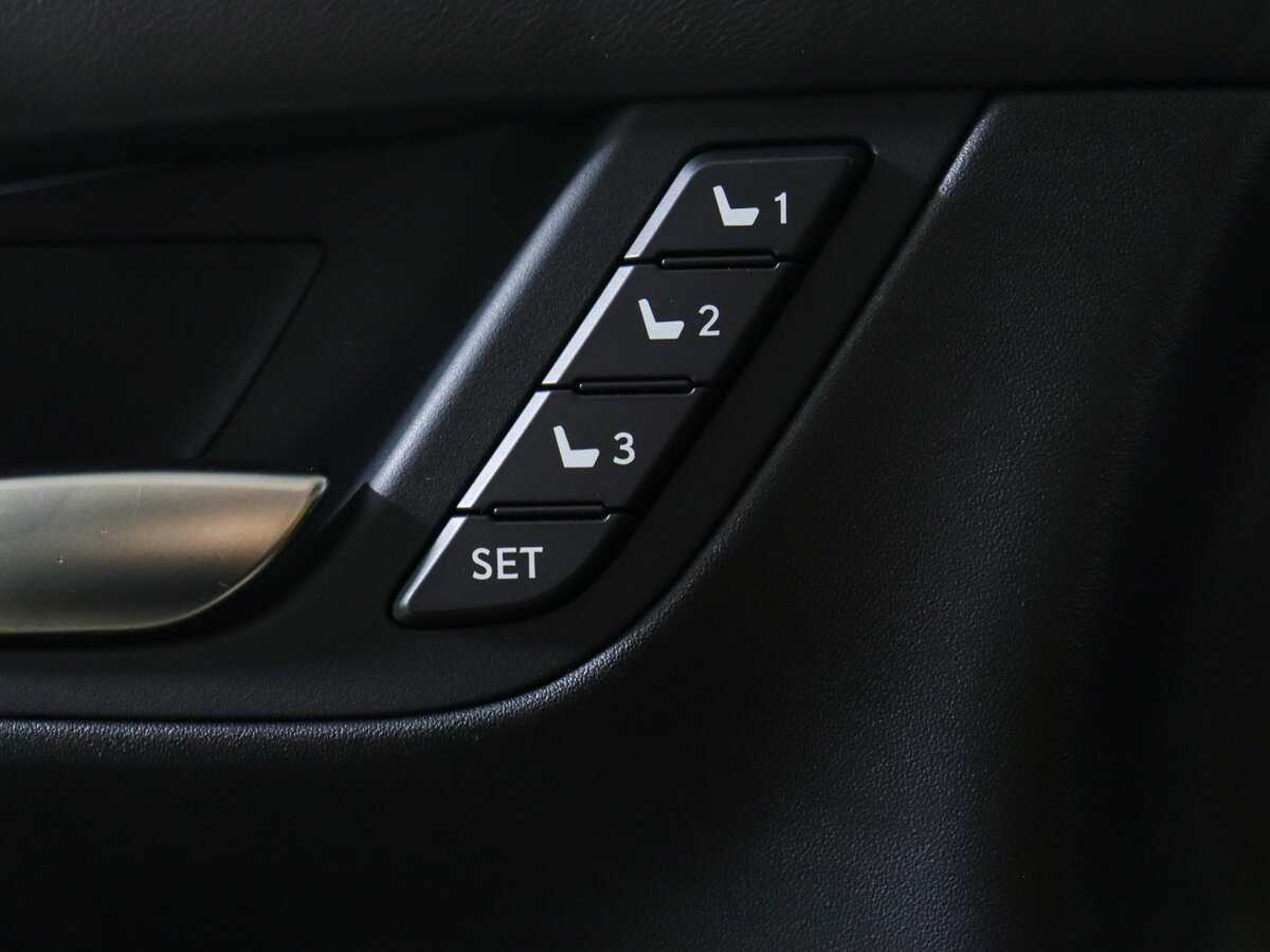 Купить Lexus LX с пробегом. Фото: #15