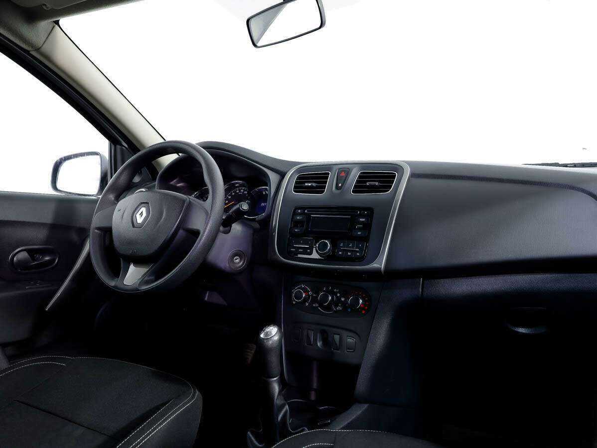 Купить Renault Logan с пробегом. Фото: #7
