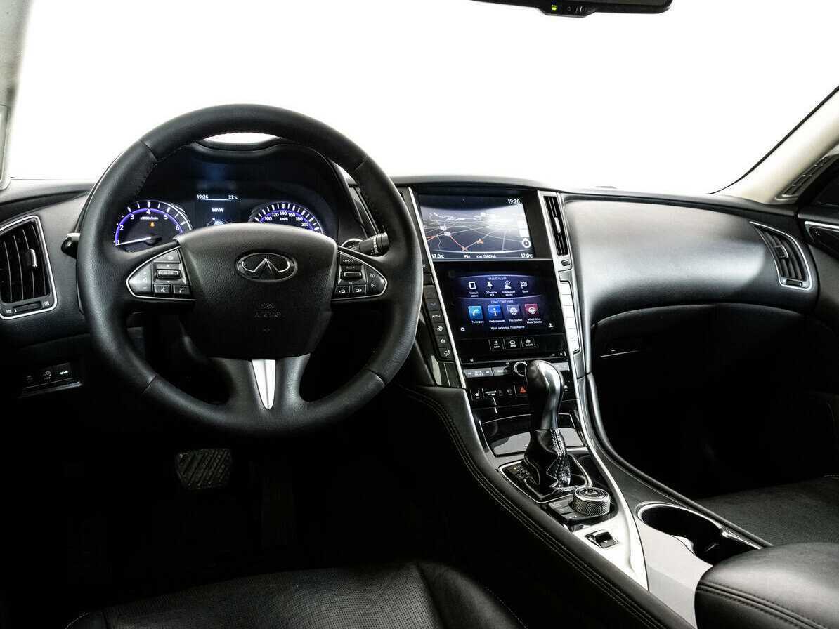 Купить Infiniti Q50 с пробегом. Фото: #8