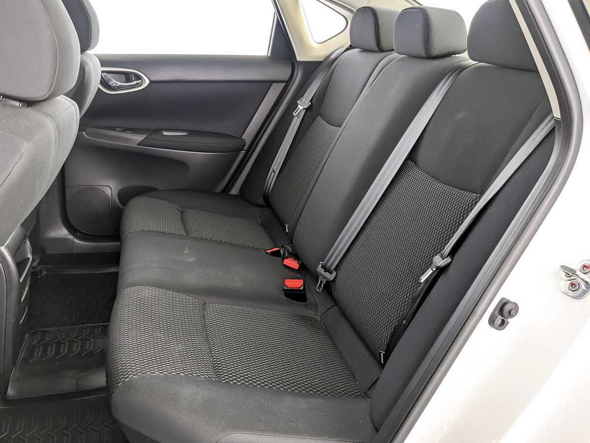 Купить Nissan Sentra с пробегом. Фото: #9