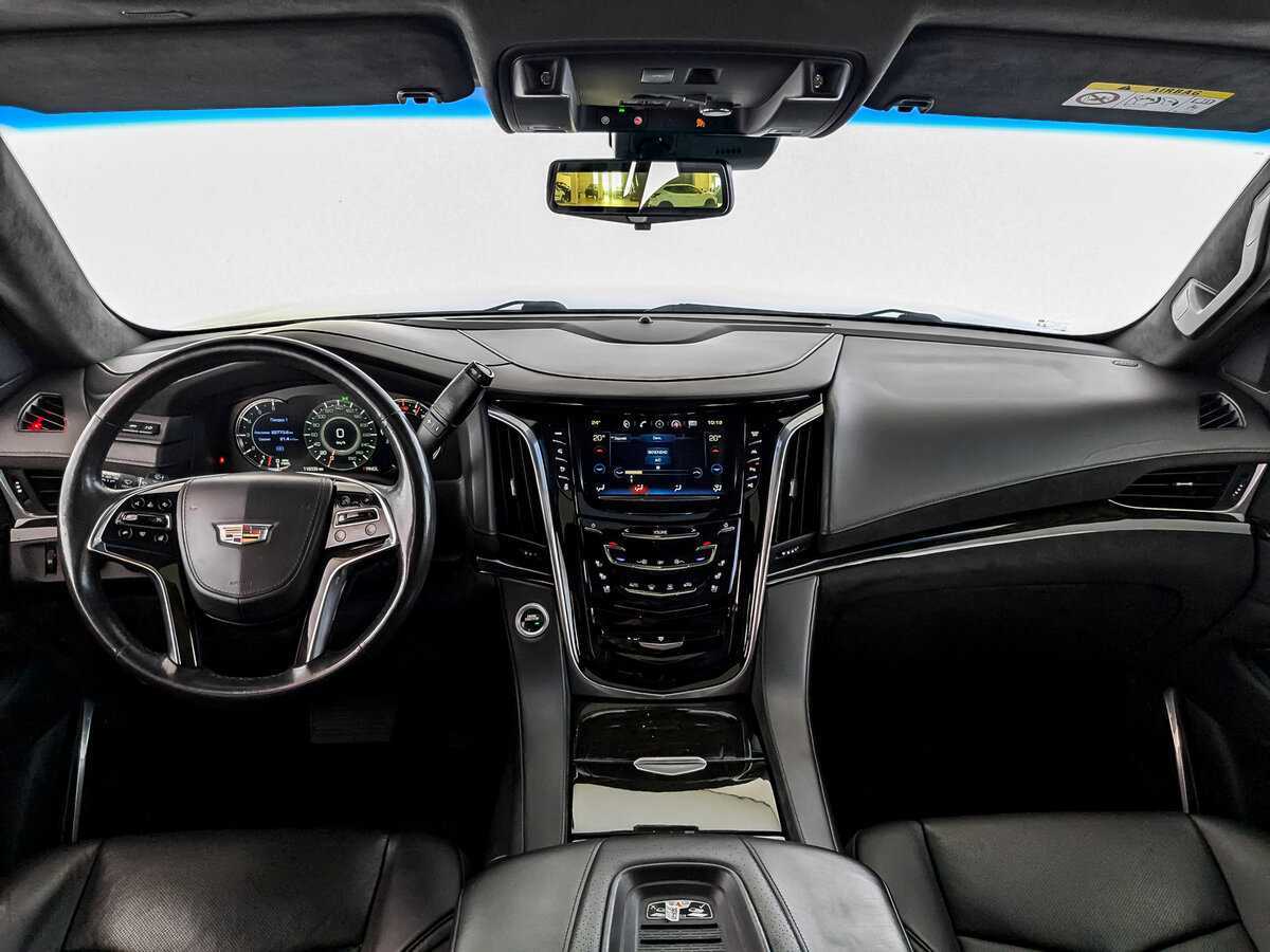 Купить Cadillac Escalade с пробегом. Фото: #11