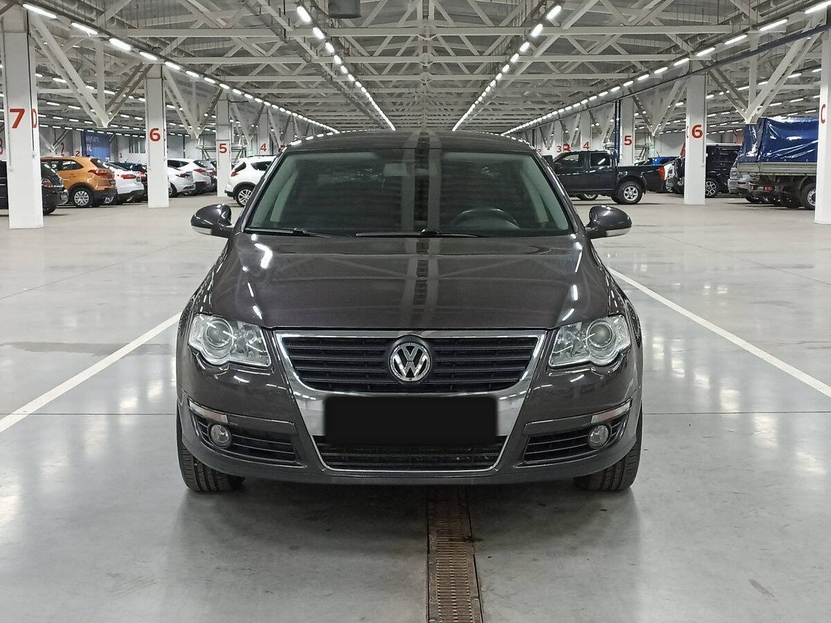 Купить Volkswagen Passat с пробегом. Фото: #1