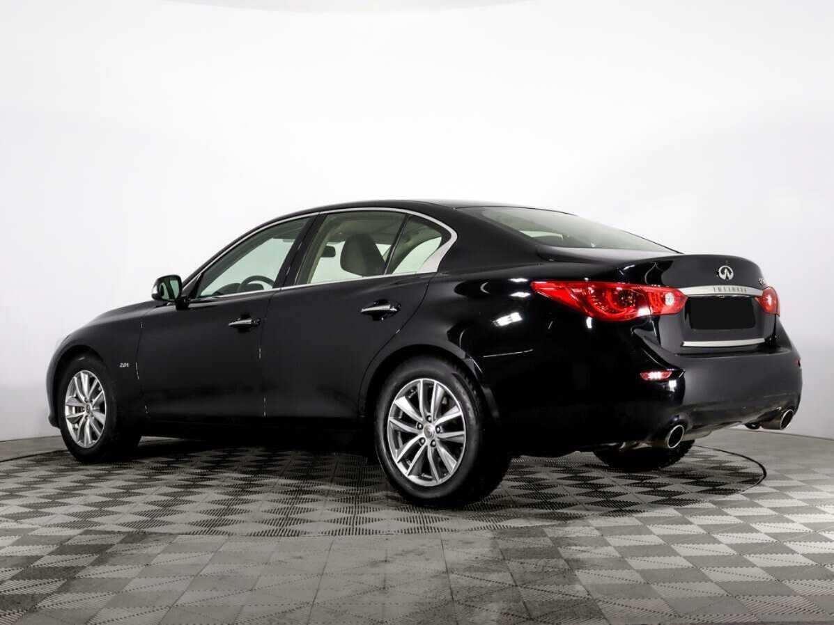 Купить Infiniti Q50 с пробегом. Фото: #6