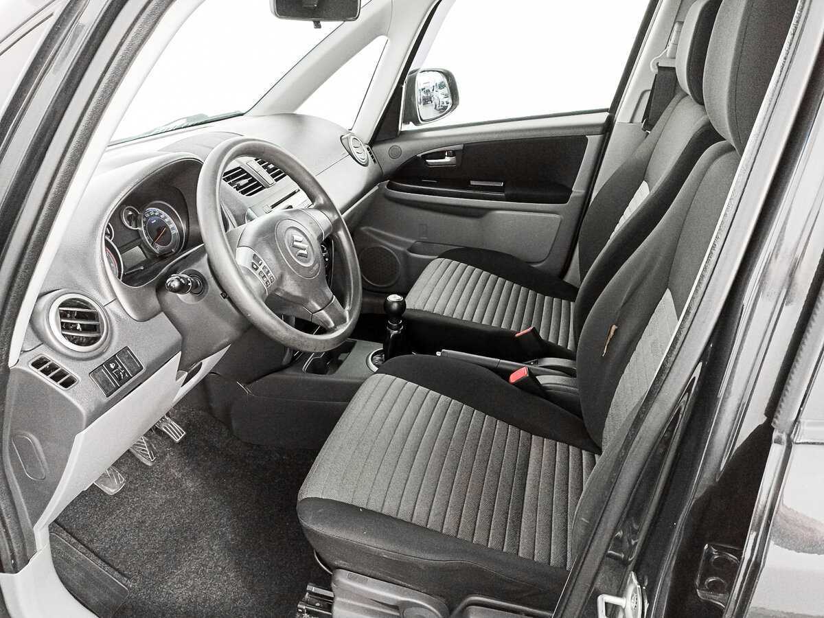 Купить Suzuki SX4 с пробегом. Фото: #13