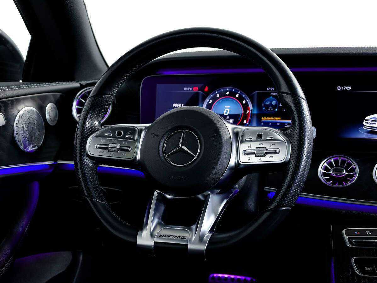 Купить Mercedes-Benz E-Класс с пробегом. Фото: #13