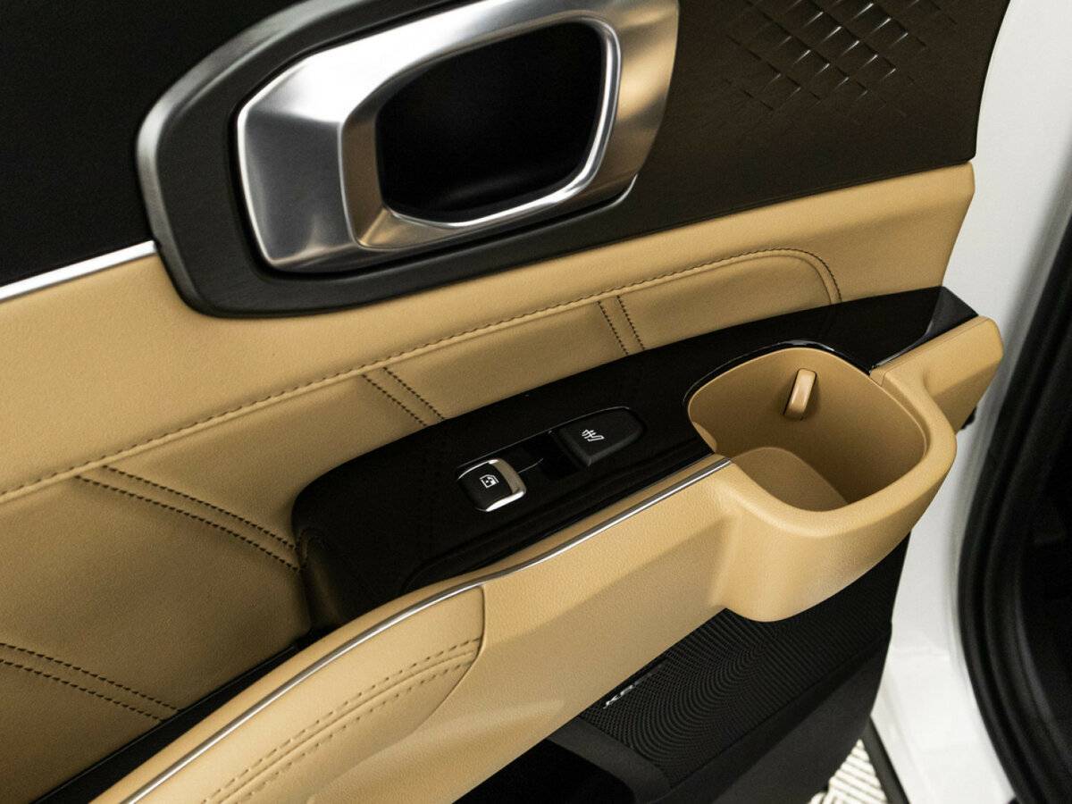 Купить Kia Sorento с пробегом. Фото: #34