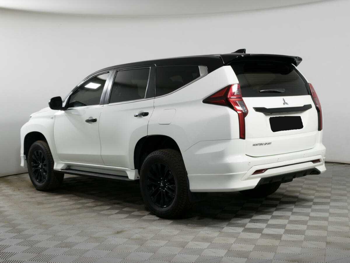 Купить Mitsubishi Montero Sport с пробегом. Фото: #5