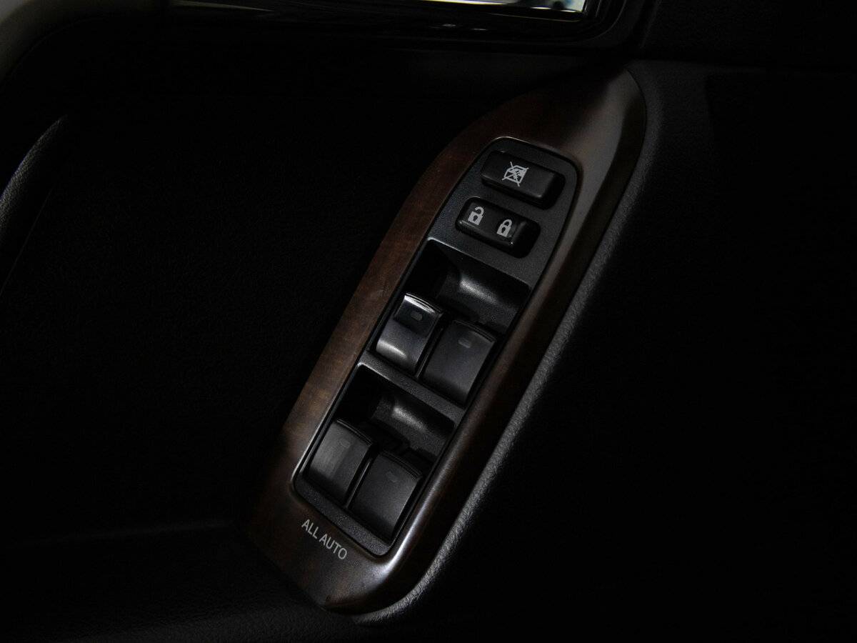 Купить Toyota Land Cruiser Prado с пробегом. Фото: #16