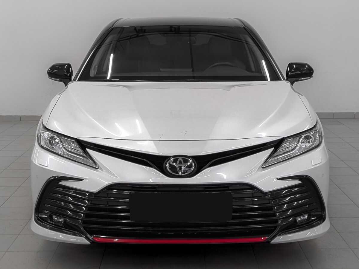 Купить Toyota Camry с пробегом. Фото: #1