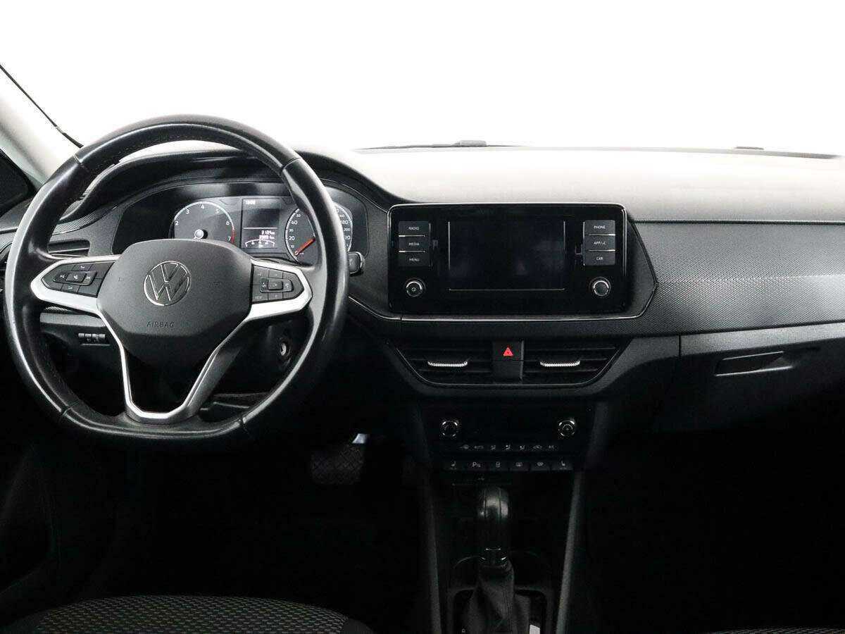 Купить Volkswagen Polo с пробегом. Фото: #9