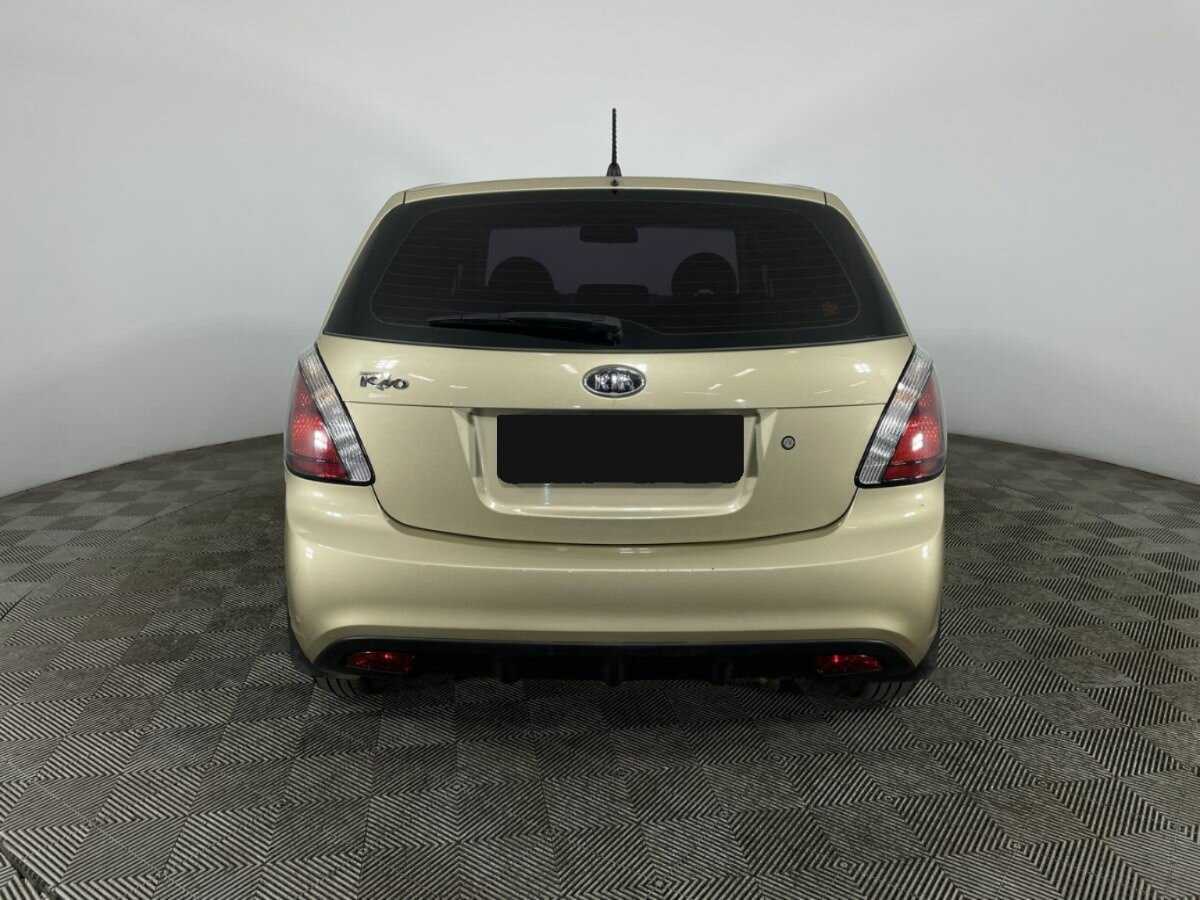 Купить Kia Rio с пробегом. Фото: #2