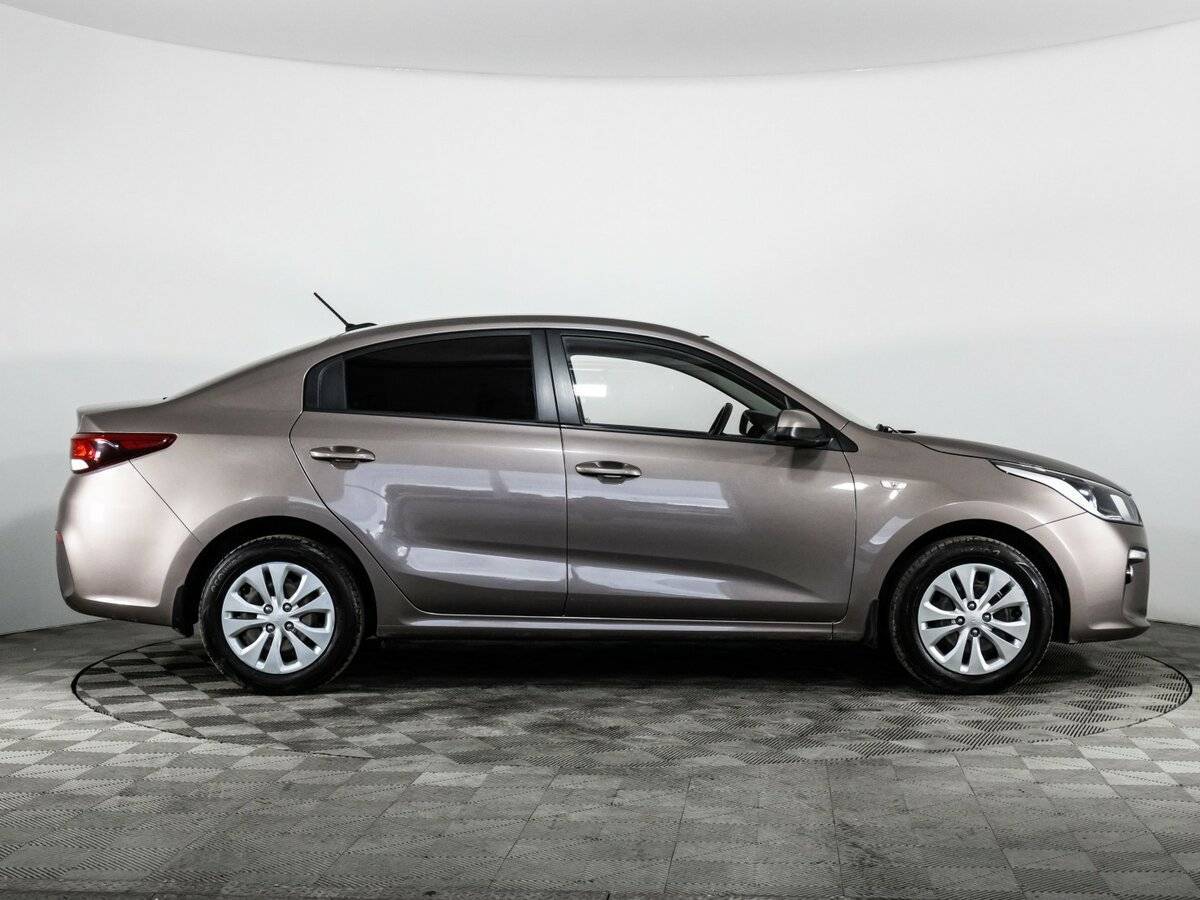Купить Kia Rio с пробегом. Фото: #3