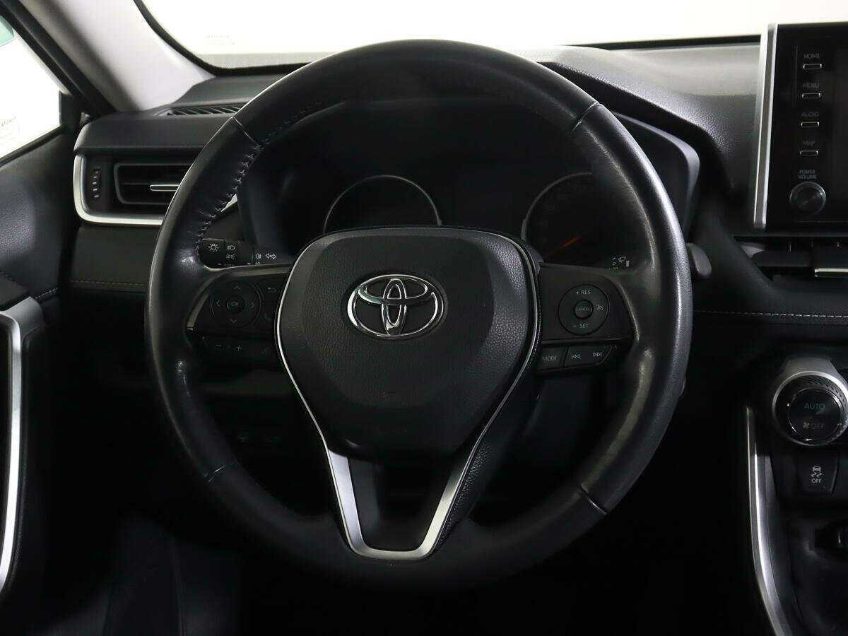Купить Toyota RAV4 с пробегом. Фото: #13