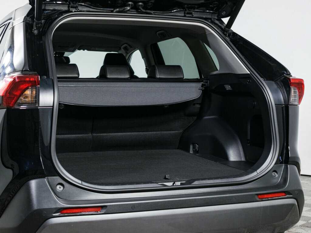 Купить Toyota RAV4 с пробегом. Фото: #6