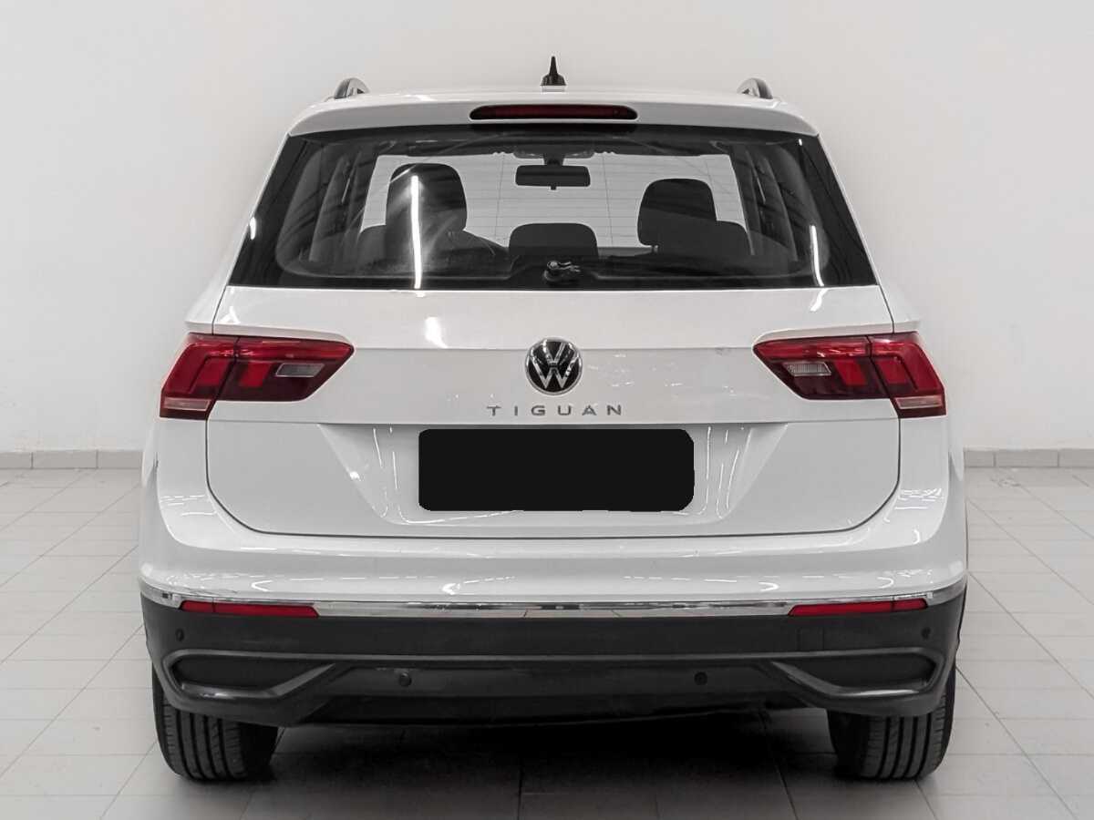 Купить Volkswagen Tiguan с пробегом. Фото: #5