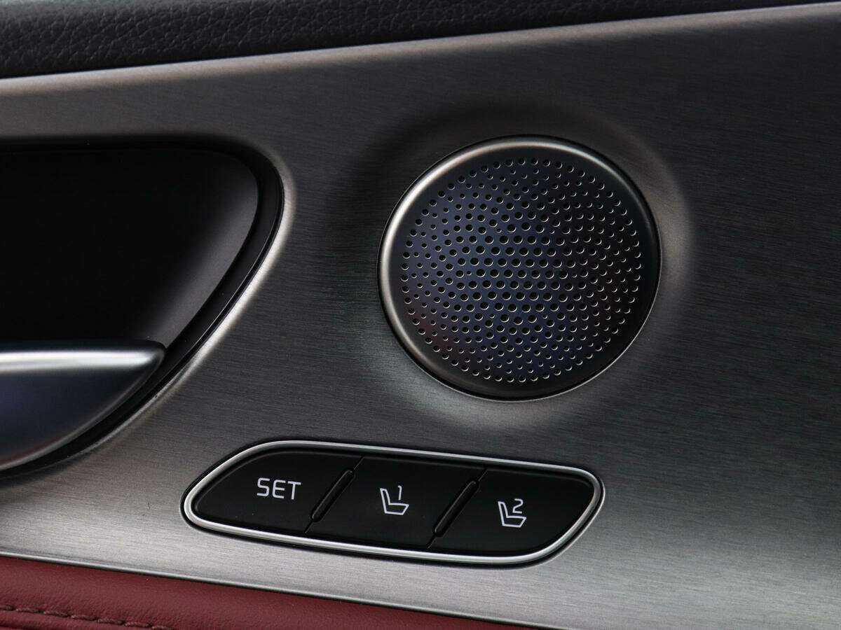 Купить Kia Stinger с пробегом. Фото: #18