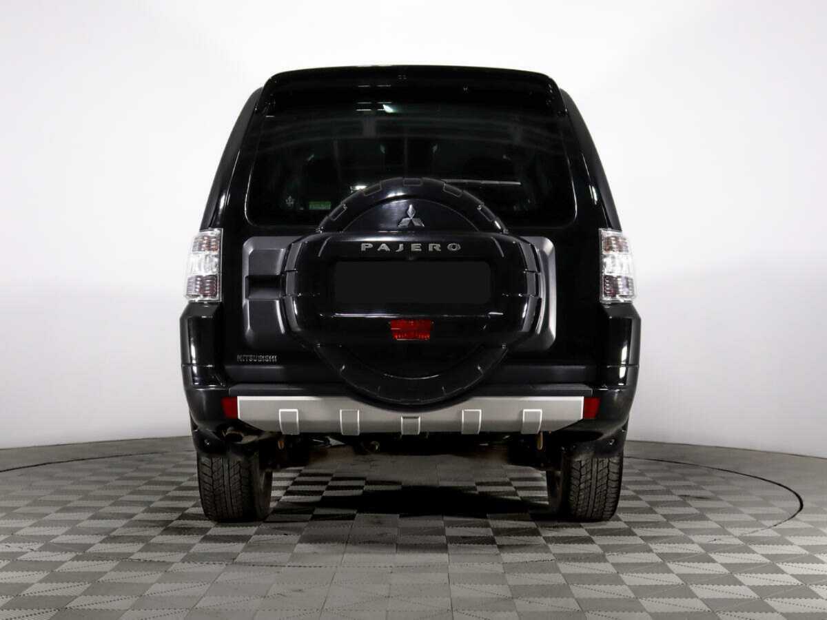 Купить Mitsubishi Pajero с пробегом. Фото: #5