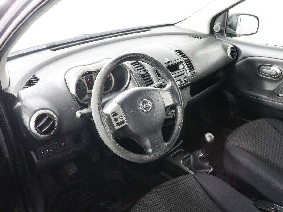 Купить Nissan Note с пробегом. Фото: #4