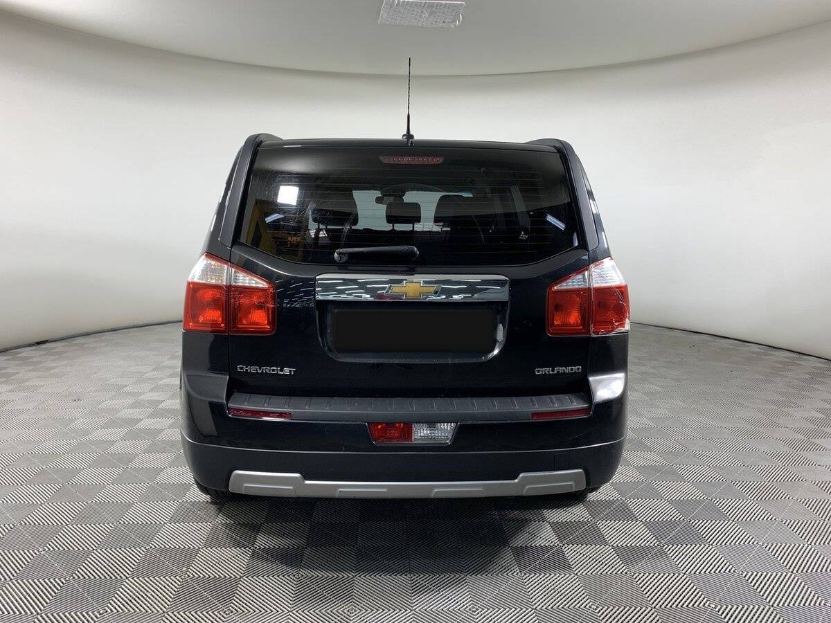 Купить Chevrolet Orlando с пробегом. Фото: #5