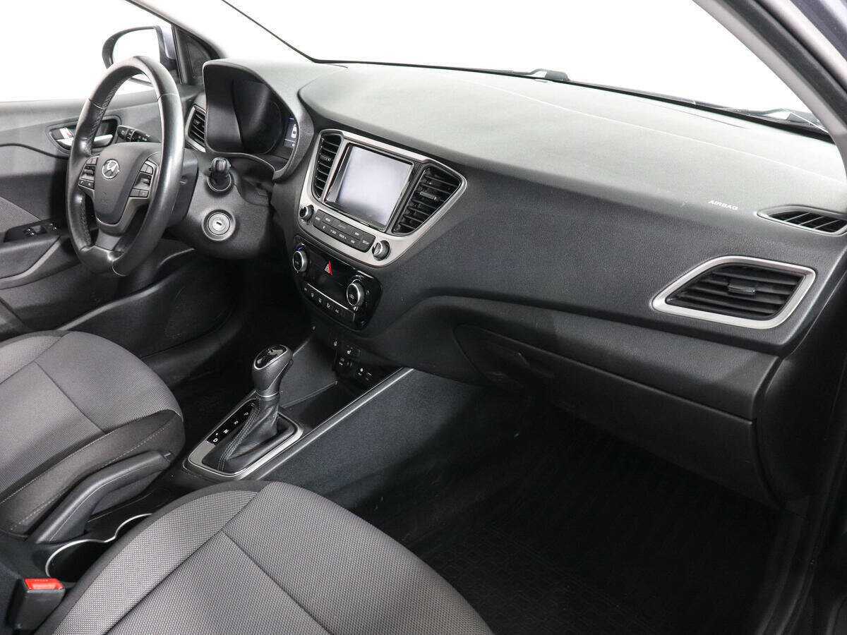 Купить Hyundai Solaris с пробегом. Фото: #9